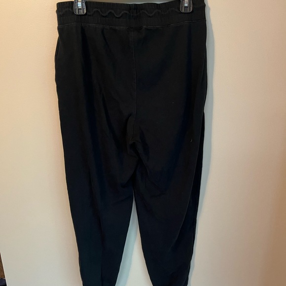 Nike Black Joggers - Picture 4 of 5